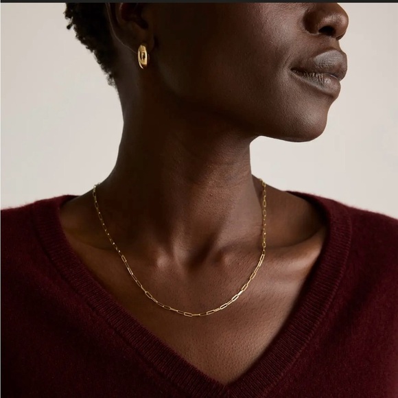 NWT Quince 100% Mongolian Cashmere V-Neck Burgundy Womens Sweater Size L Luxury - Picture 3 of 13